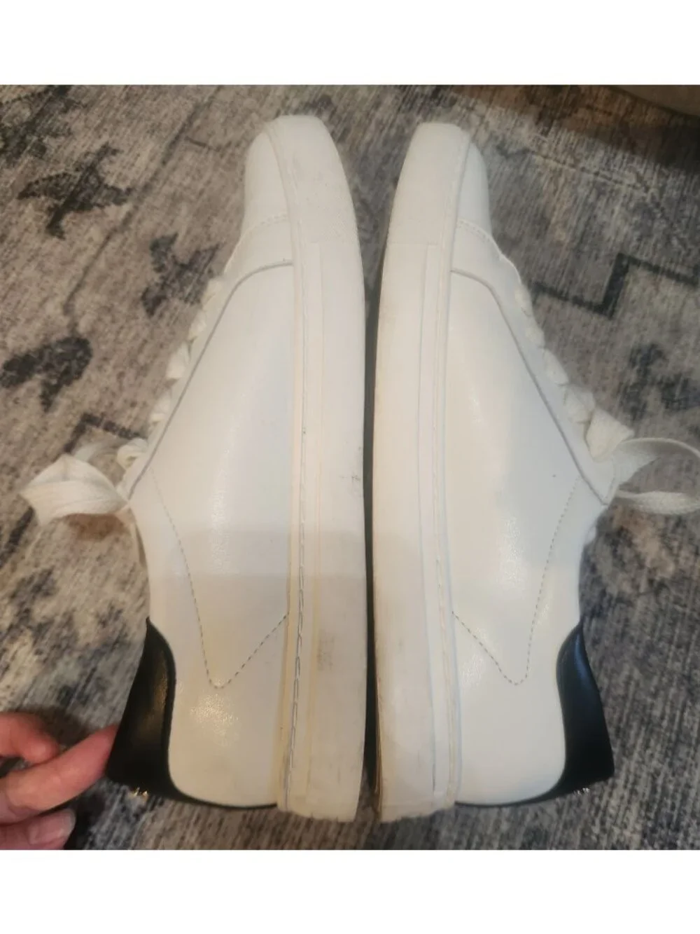 Kate Spade Women's Sz. 9.5B Alanna White & Black Leather Sneakers